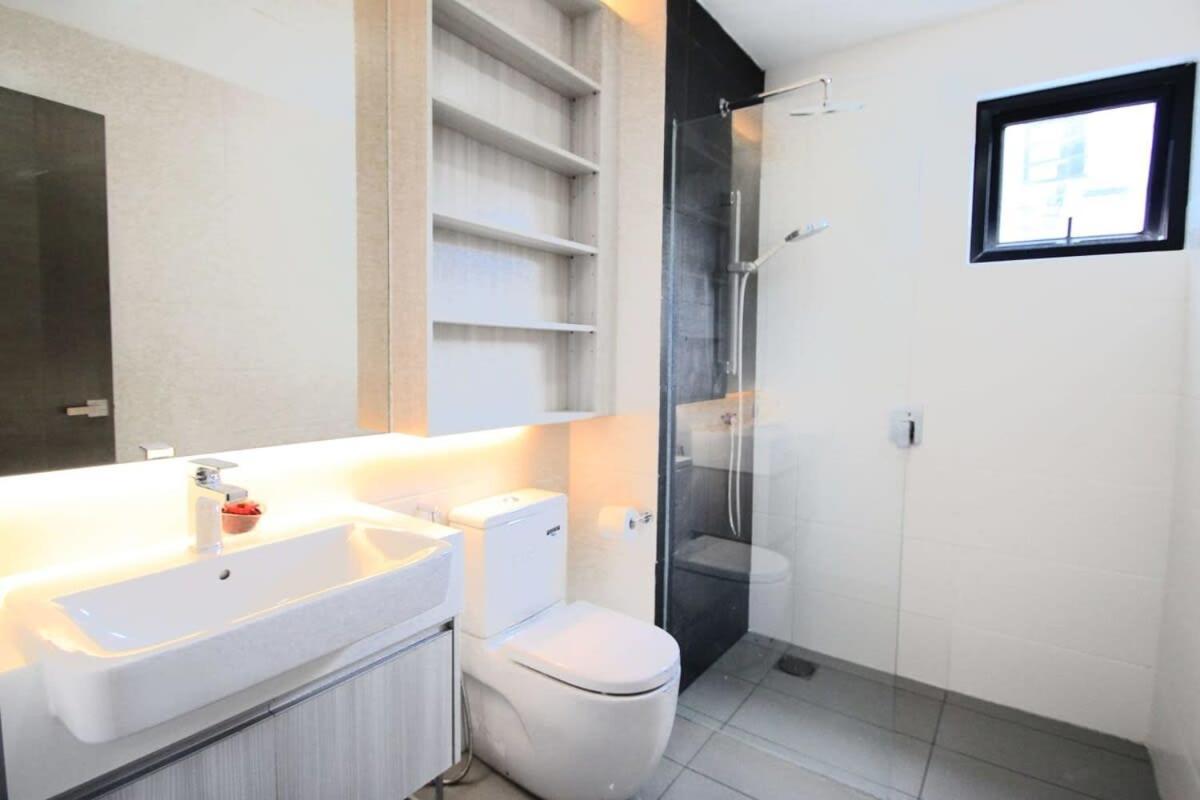 A Stylish High-Floor 2Br Suasana Suites Views جوهر بهرو المظهر الخارجي الصورة