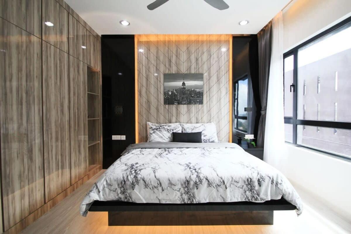 A Stylish High-Floor 2Br Suasana Suites Views جوهر بهرو المظهر الخارجي الصورة